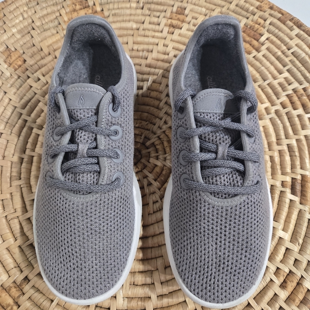 Allbirds Wool Runners Gray Sneakers 8 - Picture 2 of 8